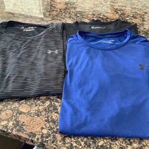 Under Armour T Shirts XXL/TTG Bundle of 3